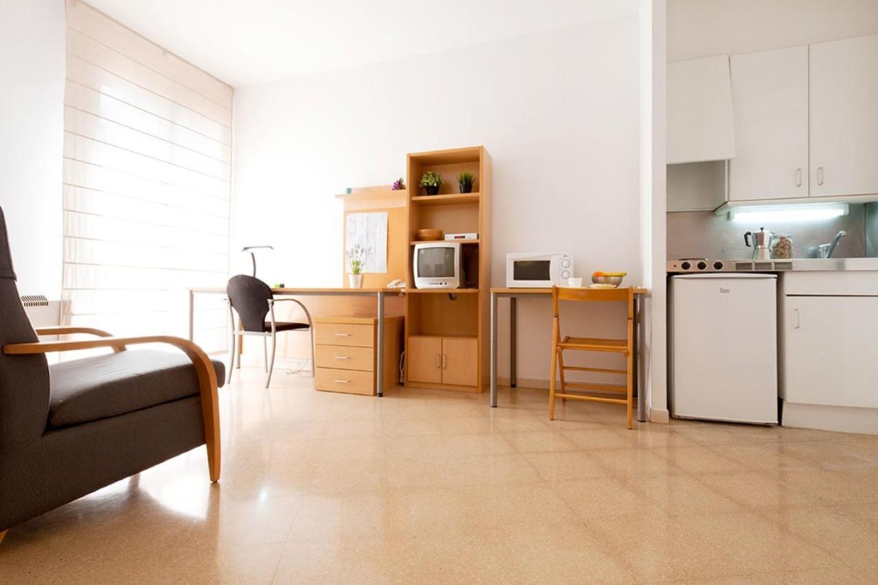 Residencia Universitaria Resa Francesc Giralt I Serra Terrassa Luaran gambar