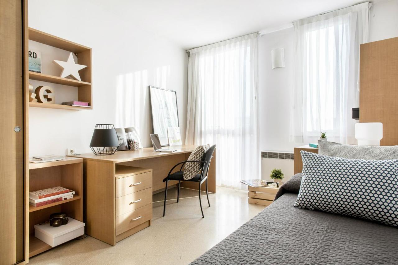 Residencia Universitaria Resa Francesc Giralt I Serra Terrassa Luaran gambar